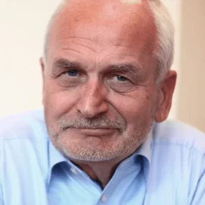 Bøger af Rolf Høegh